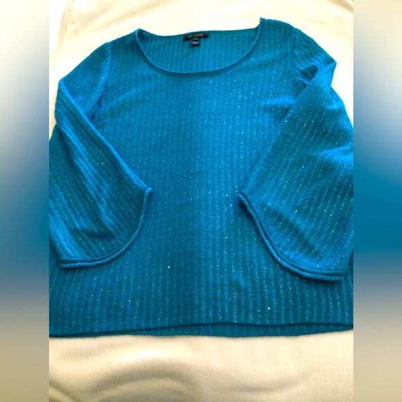 St John sparkly knit sweater. Size small - Picture 2 of 4